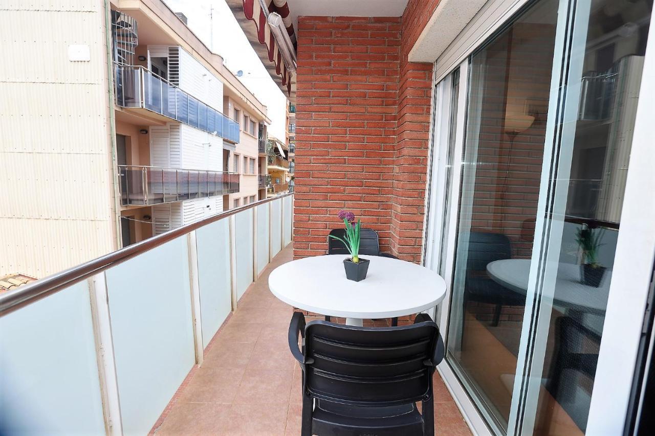 Apartamento Placa Jardi كالافيل المظهر الخارجي الصورة