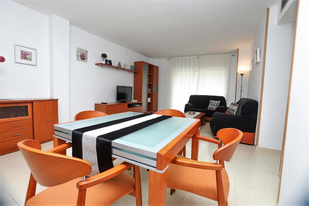 Apartamento Placa Jardi كالافيل المظهر الخارجي الصورة