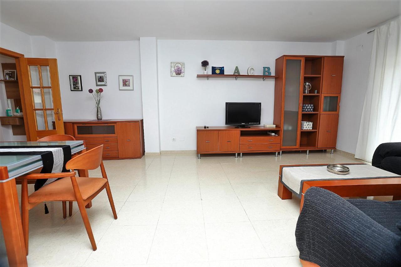 Apartamento Placa Jardi كالافيل المظهر الخارجي الصورة
