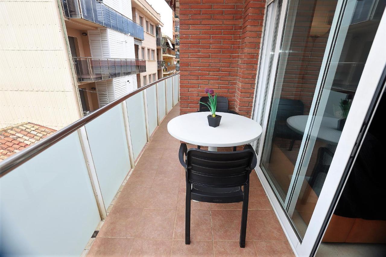 Apartamento Placa Jardi كالافيل المظهر الخارجي الصورة